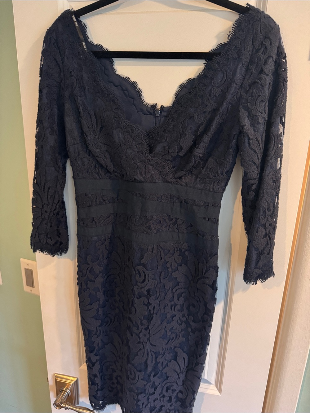 Tadashi Shoji Navy Lace V-Neck Long Sleeve Sheath Dress